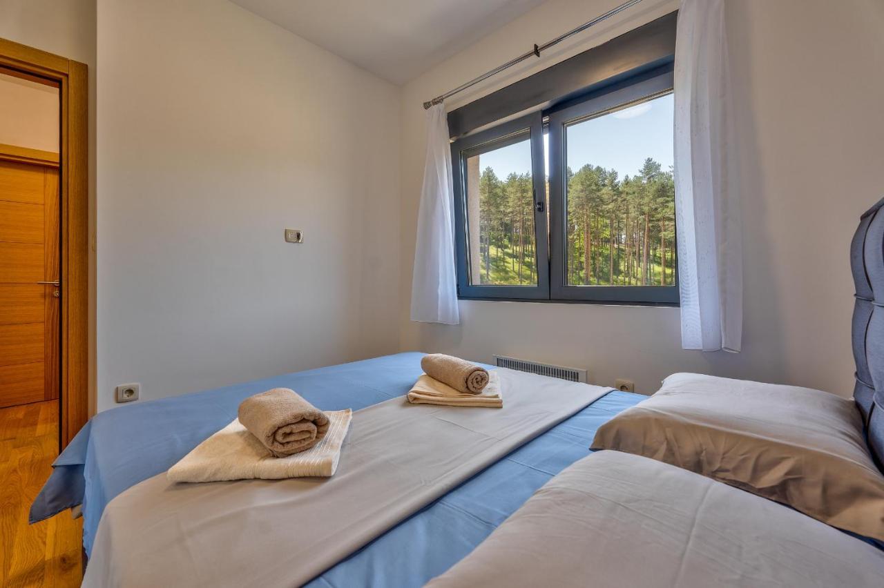 Vila Pekovic Green, Pine Trees View 2 Bedrooms Apartment Zlatibor Exterior foto